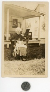 Old 1920's photo / Sadly, Santa Spent the Last Century Trapped in a Witch Window