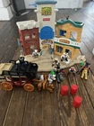 1996 Vtg 77052 Fisher Price GREAT ADVENTURE WILD West WESTERN TOWN + ACCES