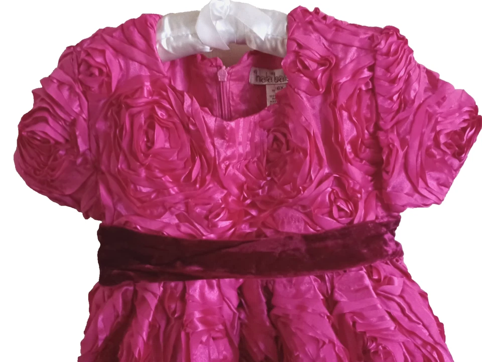 Vestido Halabaloo Niñas Manga Corta Patrón Roseta Fushia con Cinturón de Terciopelo - Talla 7 Foto 2 de 4
