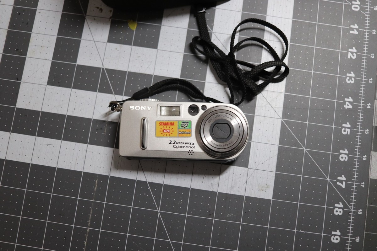 Sony Cyber-shot DSC-P7 3.2MP Digital Camera - Silver for sale