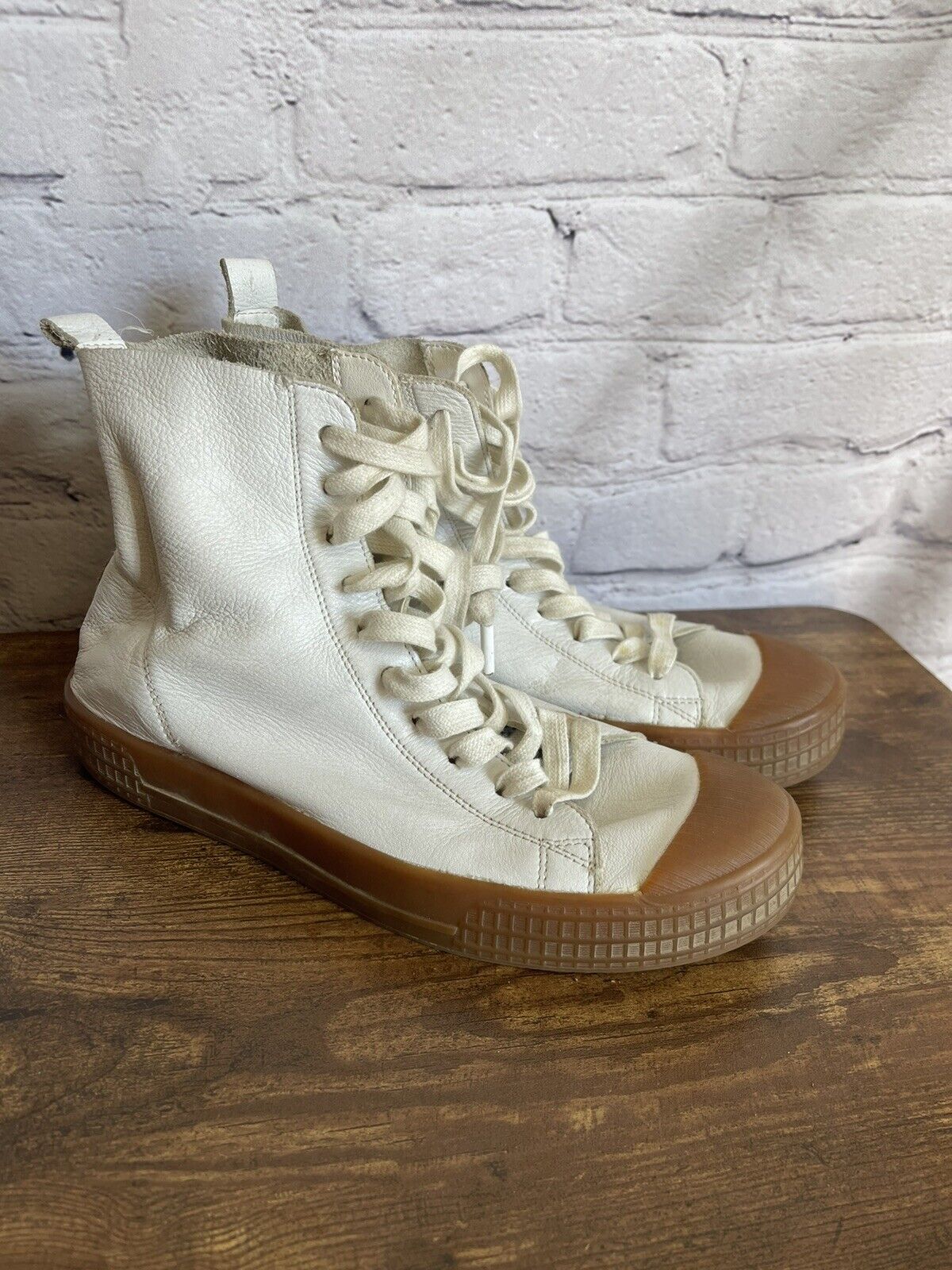 TOPSHOP TITAN HI TOP TRAINER WHITE LEATHER LACE U… - image 1