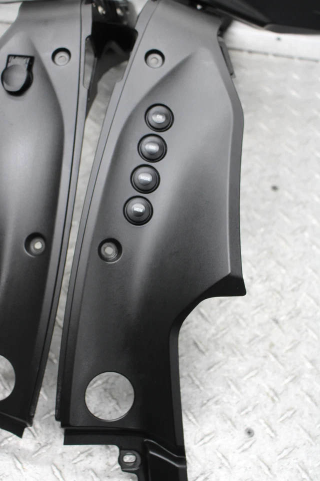 2012 BMW K1600GT ABS LEFT/RIGHT REFLECTORS TRIM W/ SWITCHES - Image 4 of 4