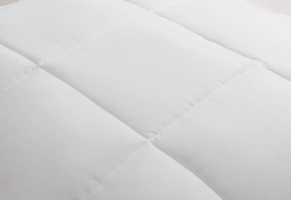 White Down Alternative Patchwork Comforter Hypoallergenic Plush Microfiber Fill - Image 3 of 4