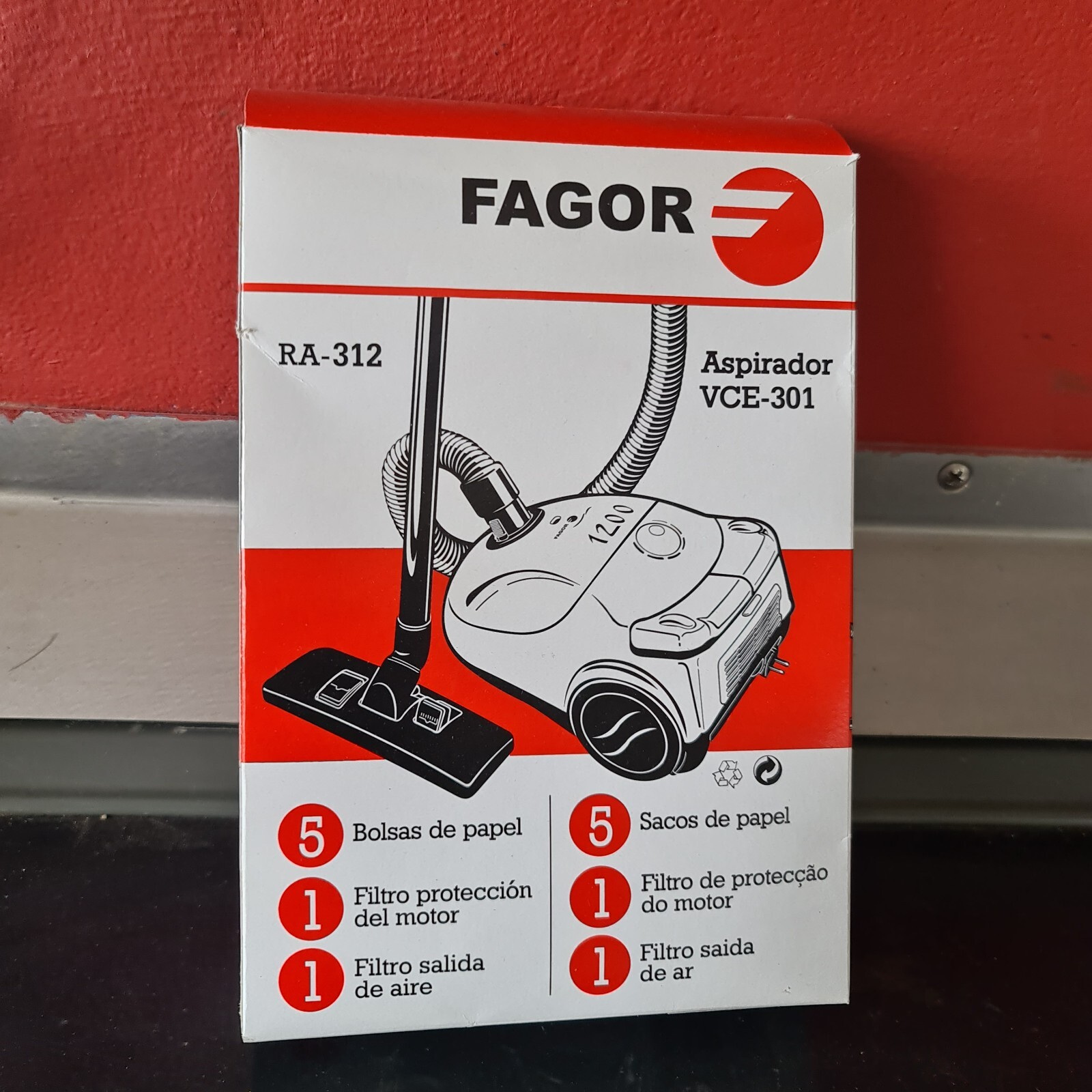PACK 25 Sacos Bolsas Aspirador FAGOR VCE 301 . RA-312