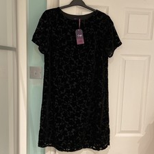M & S Woman ‘Twiggy’ Elegant Black floral flock shift Dress Size 14 BNWT 