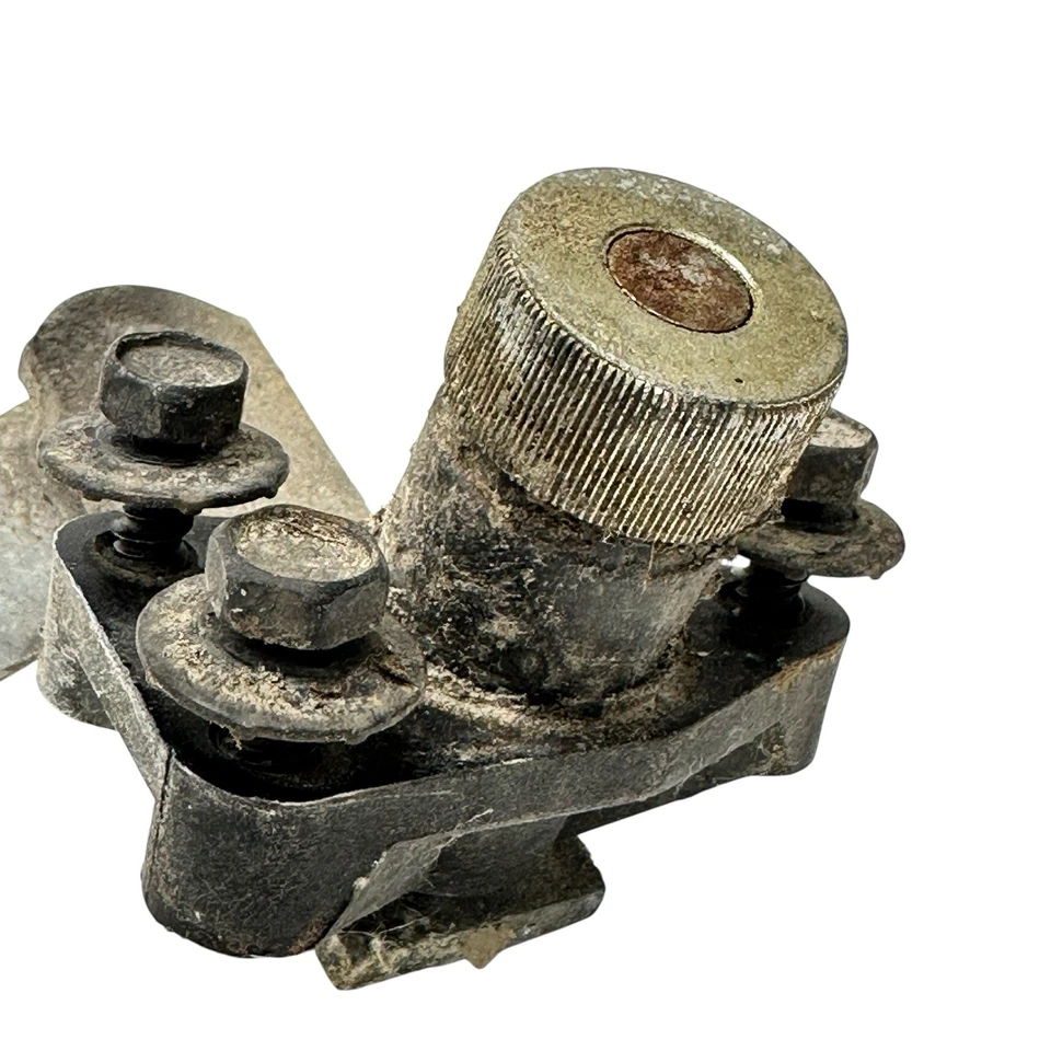 1998 LeSabre 88 Eighty Eight OEM Windshield Wiper Motor Transmission  97 98 99 - Image 4 of 4