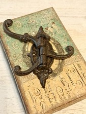 1 Vintage Cast Iron 3 Arm Swivel Wall Hook Rustic Metal Towel Coat Key Hooks
