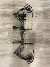 Bear Whitetail INT RTH Package 55-70lb RH - 31” ATA Compound Bow