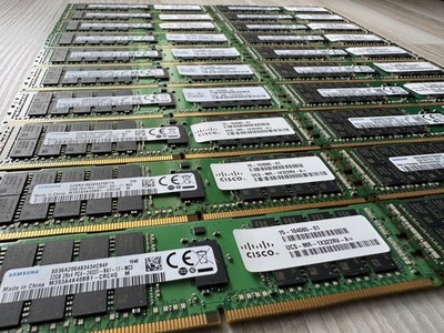 32GB DDR4 ECC RDIMM Samsung 2400T 2Rx4 Cisco Server RAM Proxmox LLM