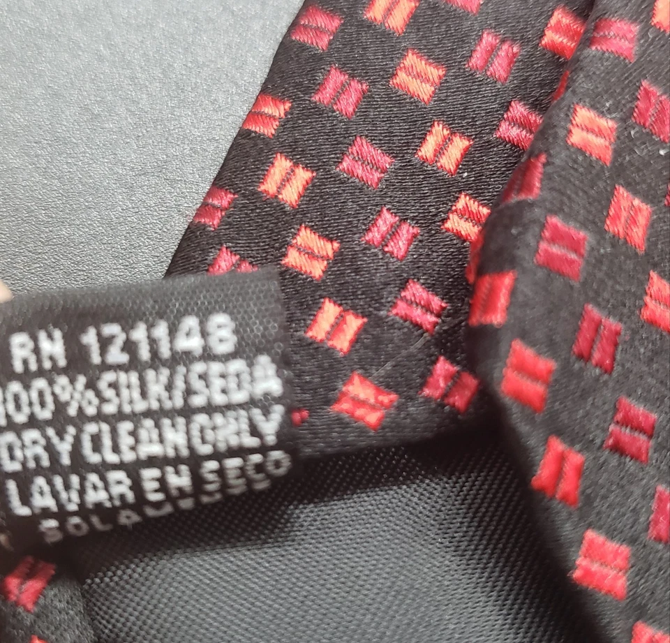 Мужской шелковый галстук Covington 57x3,5 дюйма черный/красный - Изображение 2 из 4