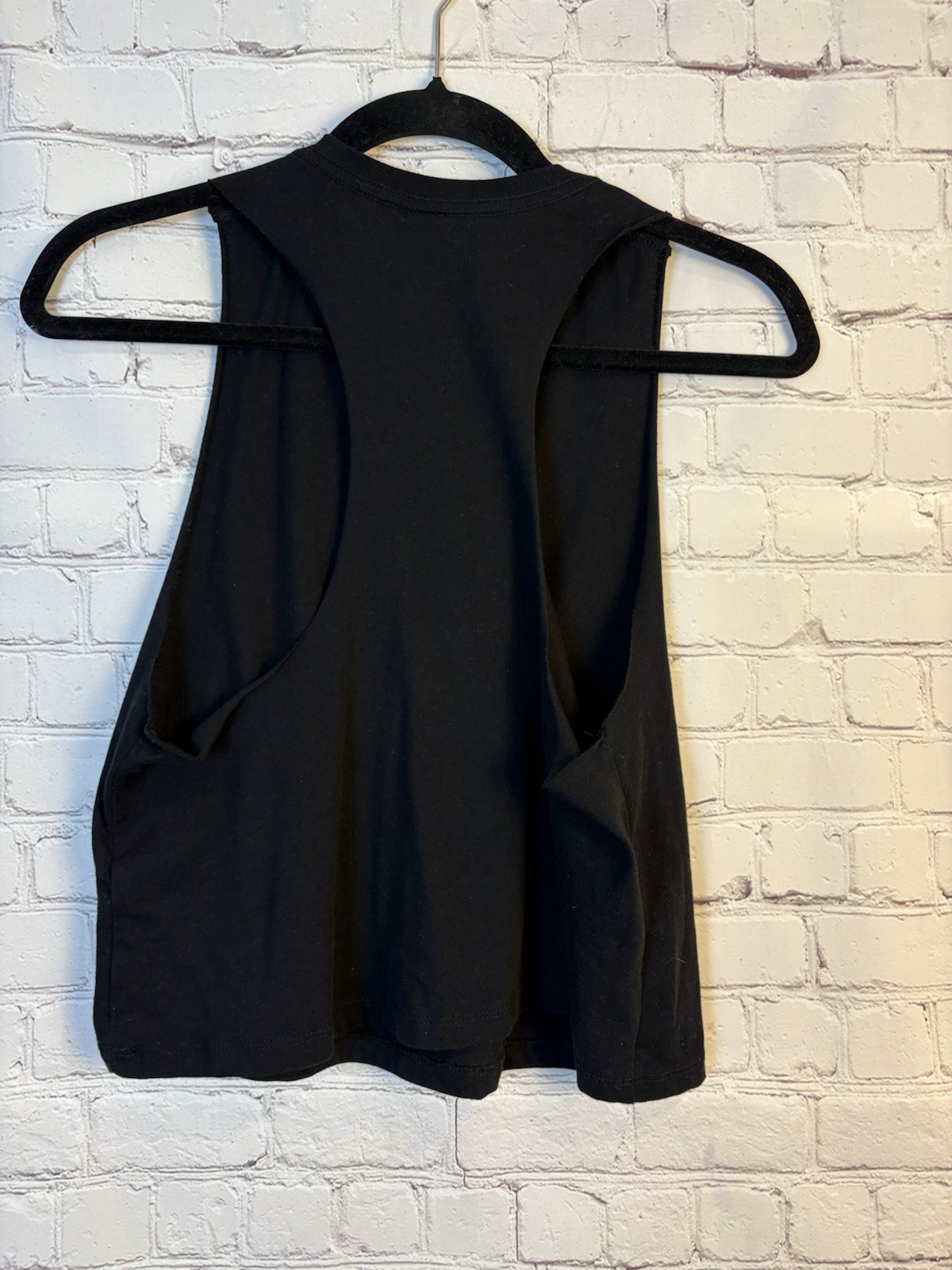 Vuori Women’s Black Muscle Tee Tank Size Small Investment In Happiness