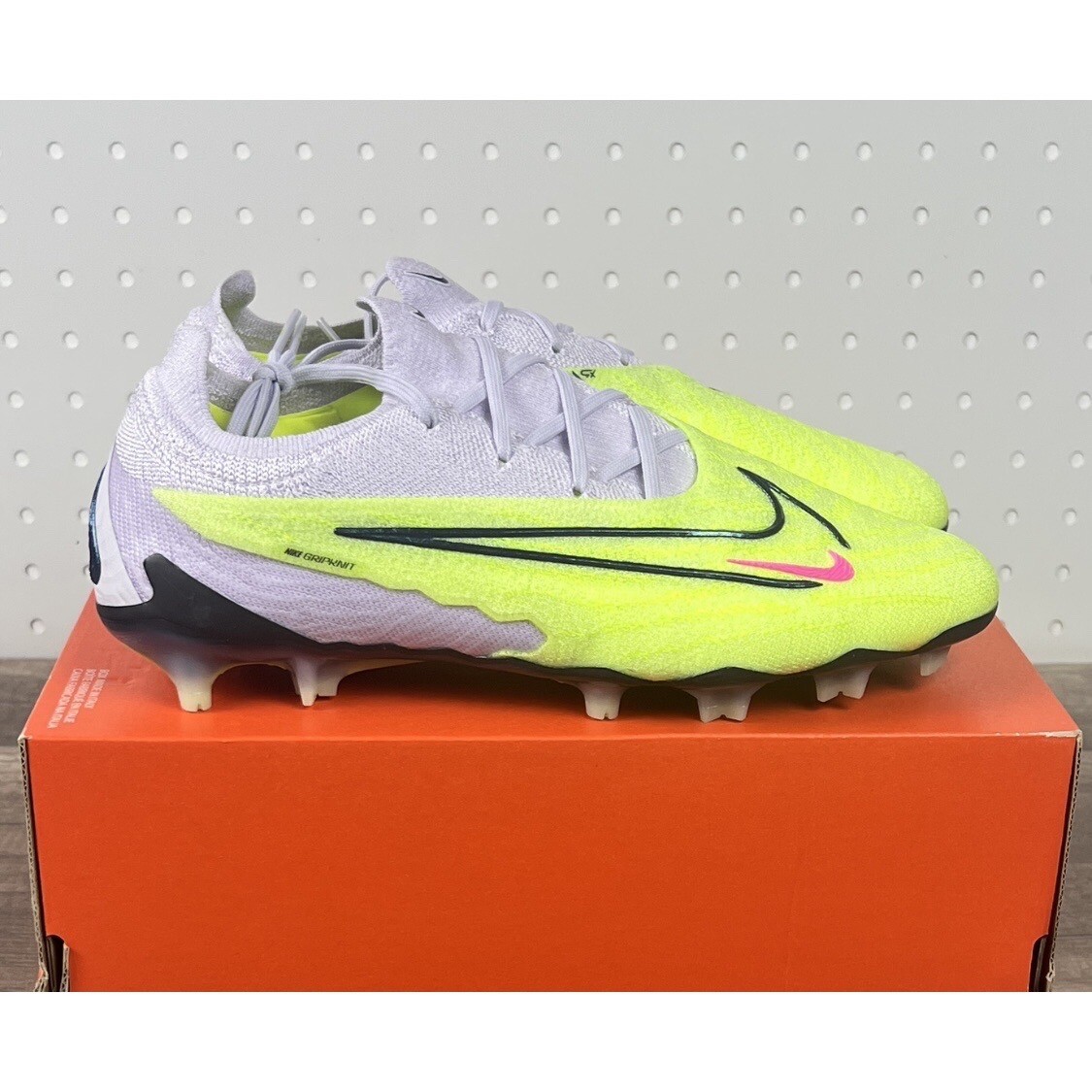 Nike Phantom GX Elite FG P White Green Volt Soccer Cleats Mens 7