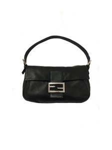 black fendi baguette