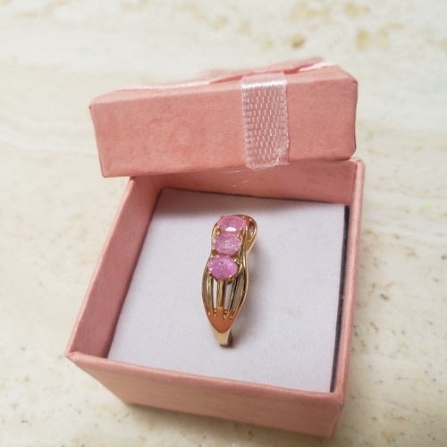 Madagascan Pink Sapphire, Sterling Silver Trilogy ring, size O, 7. - Picture 6 of 9