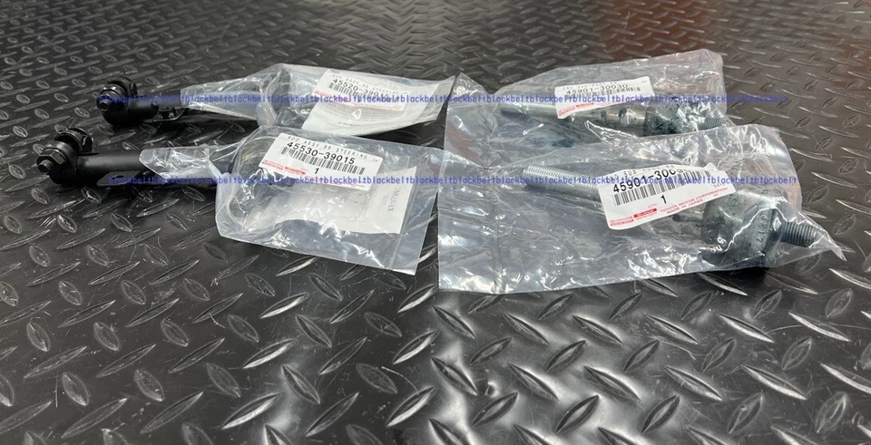 Juego de extremos de barra de amarre de dirección trasera genuina Toyota Lexus GS300 400 Aristo JZS161 FABRICANTE DE EQUIPOS ORIGINALES Foto 3 de 4