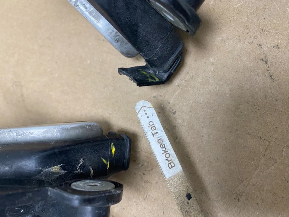 Juego faros delanteros izquierdo+derecho Nissan Altima 1998-1999 S0258 DW Foto 4 de 4