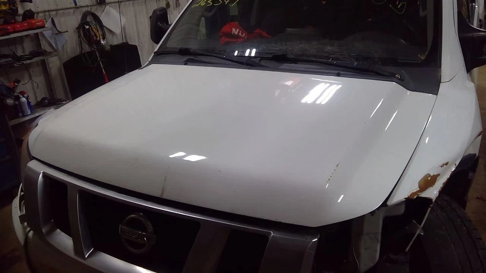 *LOCAL PICKUP ONLY* Hood Fits 04-15 ARMADA QAK White - Image 2 of 4