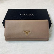 Portafoglio lungo Prada popolare usato, portafoglio pieghevole, tono pelle,...