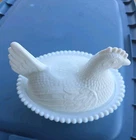 Vintage Indiana Hen On  Nest White Milk Glass Beaded Covered Dish