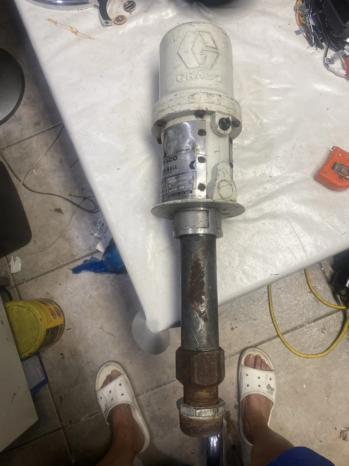 Graco Model 203-963 Fire-Ball Pneumatic Large Air Powered Pump 180(12) PSI Used - Image 2 of 4