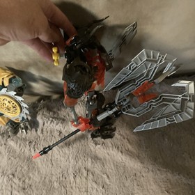 Lego 70795 Bionicle Mask Maker vs. Skull Grinder 