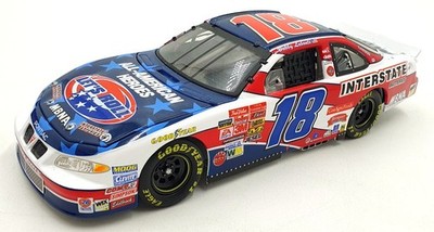Action Maßstab 1:24 103322 2002 Pontiac Grand Prix 18 Interstate Batterien Labonte