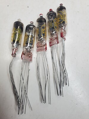 Lot of 5 New Old Stock Raytheon JRP 5784 Subminiature Vacuum Tubes Pentodes