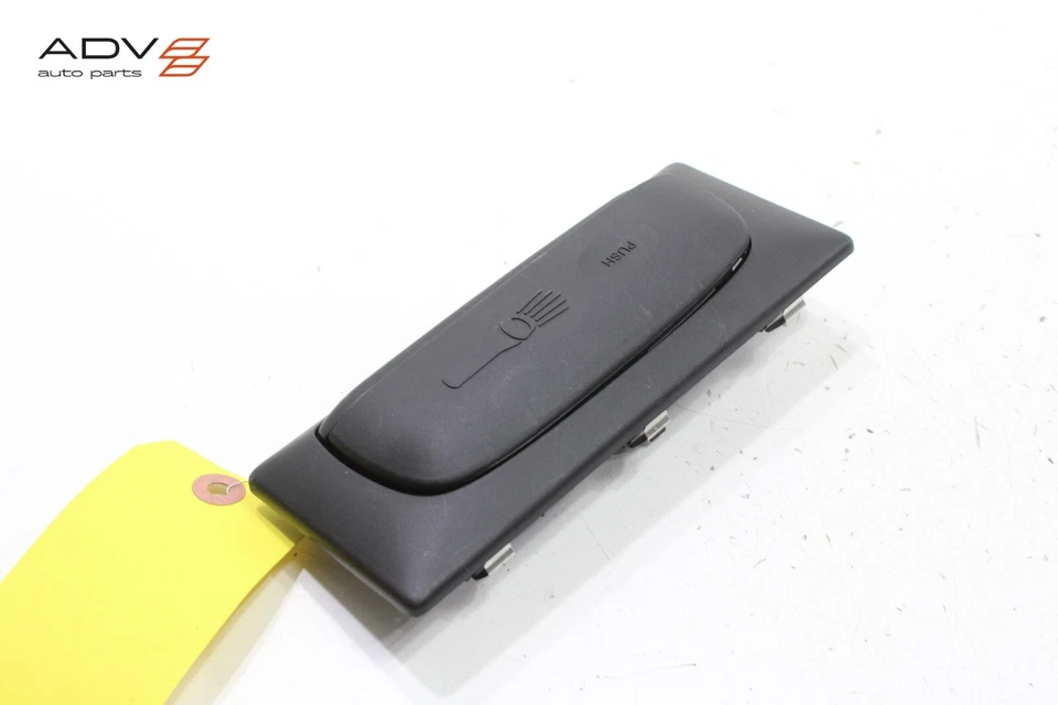 2011 - 2017 年 JEEP GRAND CHEROKEE 后盖顶读灯原始设备制造商 — 第 3/4 张图片