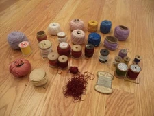 LOT Assorted Vintage Thread Wooden Spools with Thread Silk Floss Embroidery