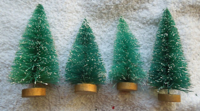 LOT OF 4 SMALL BOTTLE BRUSH CHRISTMAS TREES WITH SNOW & GOLD BASE 3'' TALL