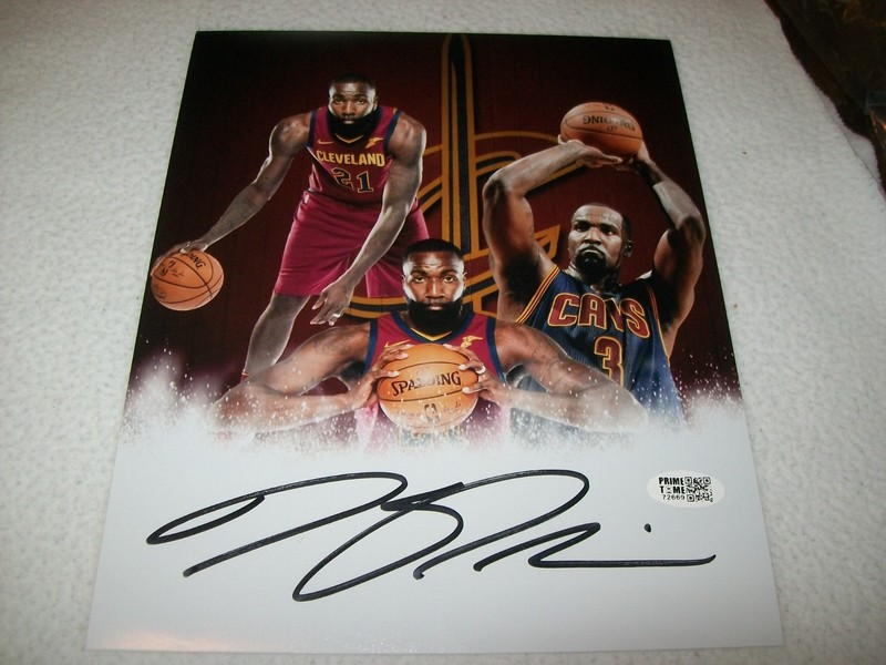 KENDRICK PERKINS AUTOGRAPH SIGNED AUTO 8X10 PHOTO CLEVELAND CAVALIERS FREE SHIP!