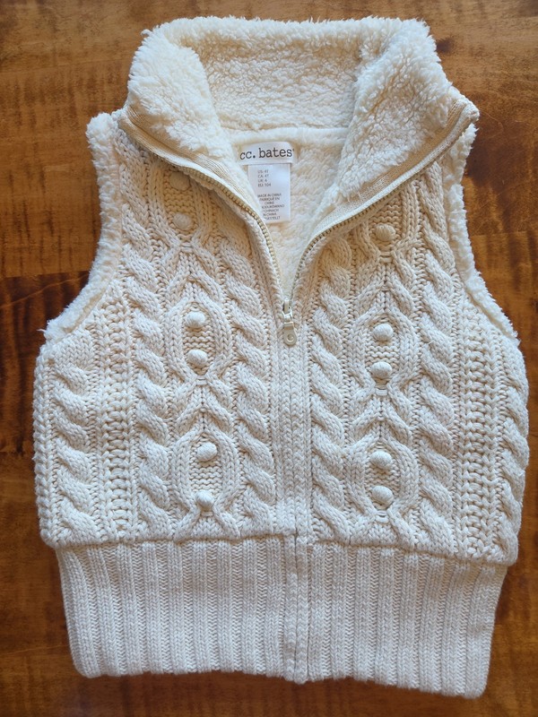 CC. Bates Cable Knit Full-zip Sweater Vest Cream Size 4T