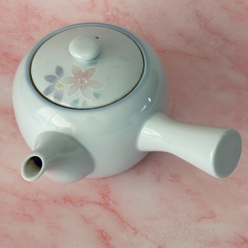 Vintage 1980s Japan Tea Pot Pink Purple Floral Cherry Blossom Ghibli Porcelain - Picture 2 of 4