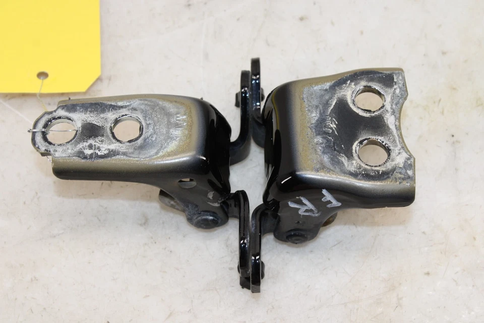 Комплект петель для передней правой двери 2009-2014 Acura TL IT9 от оригинального производителя - Изображение 3 из 3