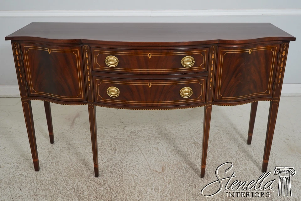 67922: Aparador STICKLEY Federal Hepplewhite estilo caoba Foto 2 de 4