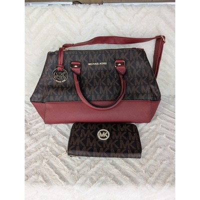 Michael Kors SUTTON MEDIUM SIGNATURE SATCHEL Brown And Gold with hand bag