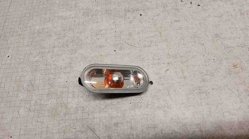 VW TRANSPORTER V T5 Furgon Kotflügelblinker vorne rechts 7H0949117A 32563412