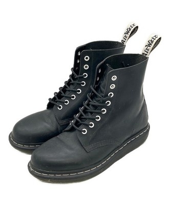 Dr. Martens 8-hole boots/ black/ size: unknown.