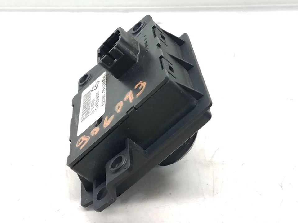 2006 道奇 Dakota 仪表板开关 - 4x4 开关 - 2WD/4Lock/4Lo — 第 3/4 张图片