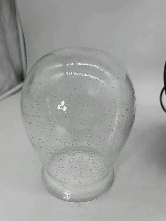 9 in. W x 9 in. Lámpara de techo H de bronce frotado con aceite de 1 luz con pantalla de vidrio transparente Foto 3 de 4