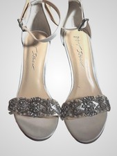 Betsy Johnson White Satin Rhinestone Heels Size 9 bridal hoco rush