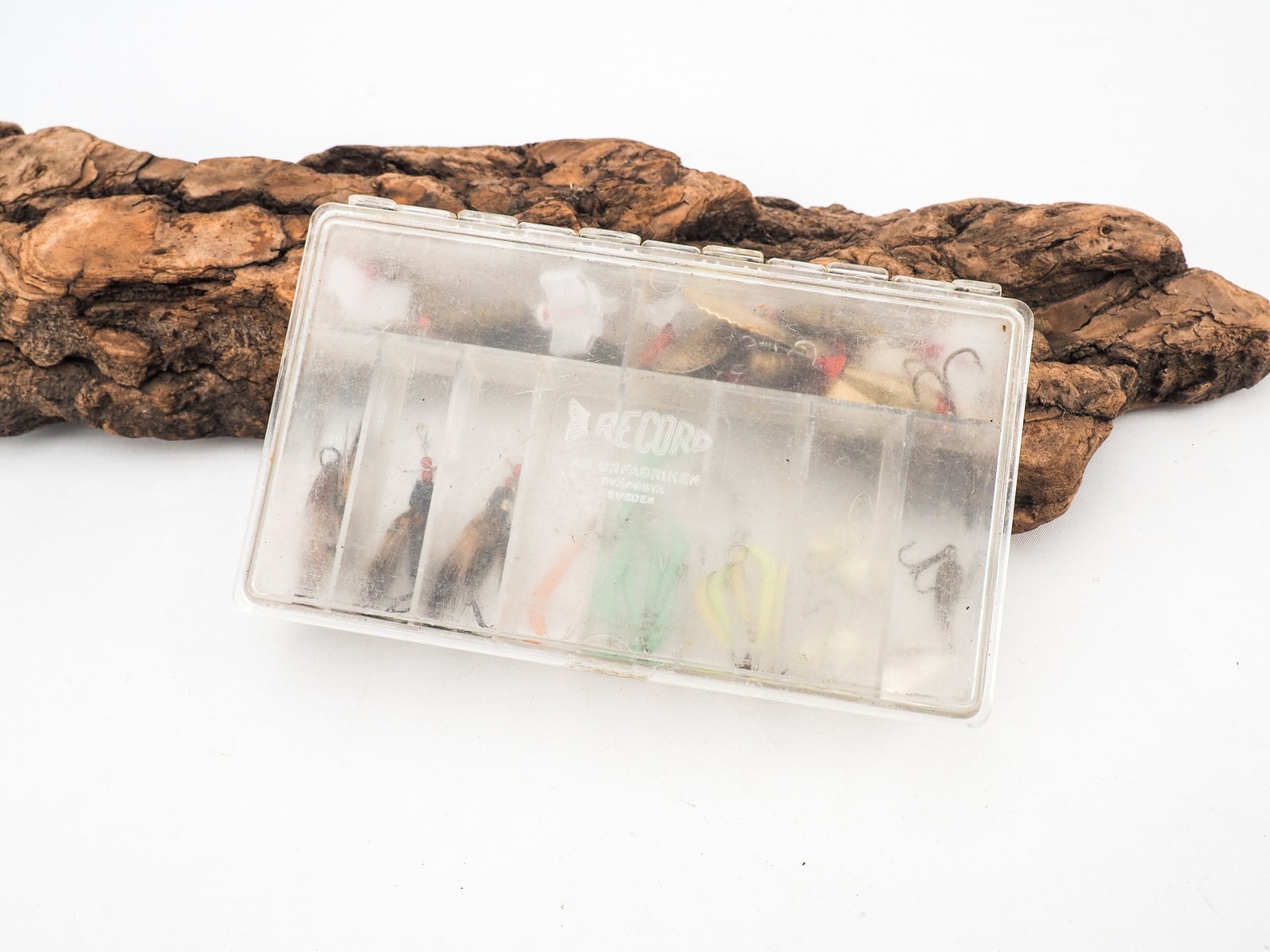 COLLECTION OF ORIGINAL ABU LURES IN ABU RECORD LURE BOX (SPINNERS/ SPOONS ETC) - Image 2