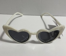 Adult Sunglasses Heart Shaped White pearly 100 UV Protection New