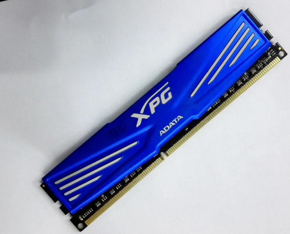 ADATA XPG 8GB DDR3 1600 Desktop DIMM RAM AX3U1600W8G11-BD XMP PC3-12800 240pin - Image 3 of 4