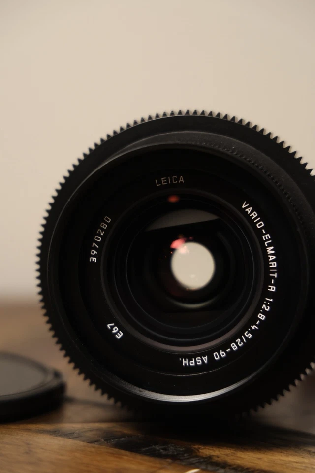 Leica Vario-Elmarit-R 28-90mm/F2.8-4.5 E67 ASPH Lens - Cine Modded and EF Mount - Image 4 of 4