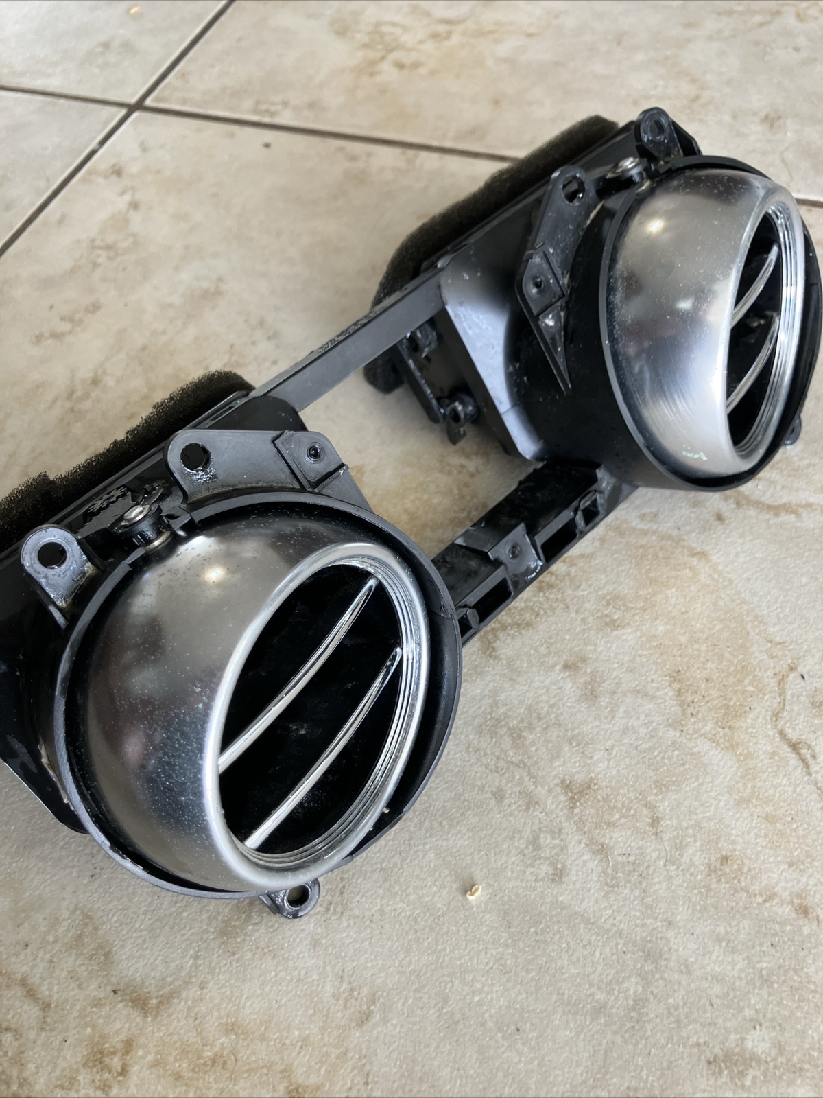Bentley Continental GT 2003-2012 Air vent