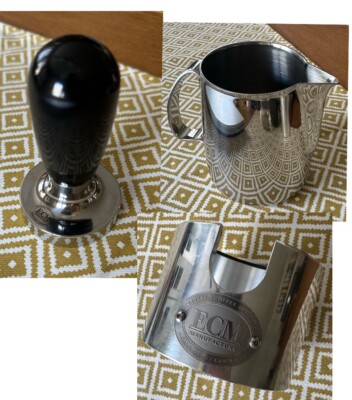 ECM Manufacture Barista Kit   Milchkännchen 300ml, Tamper und Tamperstation