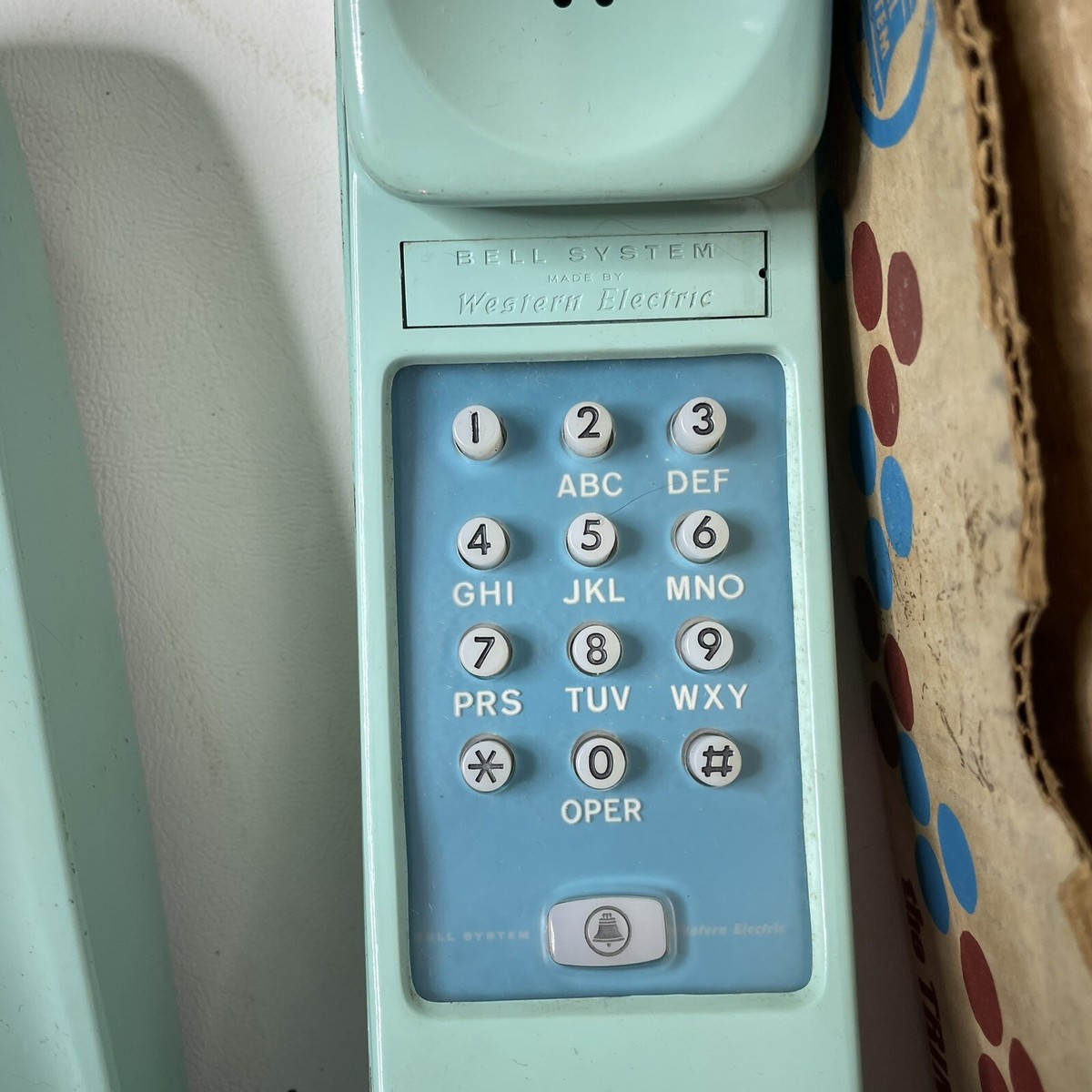 Vintage Bell System Western Electric Trimline Touch Tone Telephone