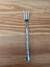 Reed & Barton Tara Sterling Silver pickle/olive fork 5 7/8 No Monograms