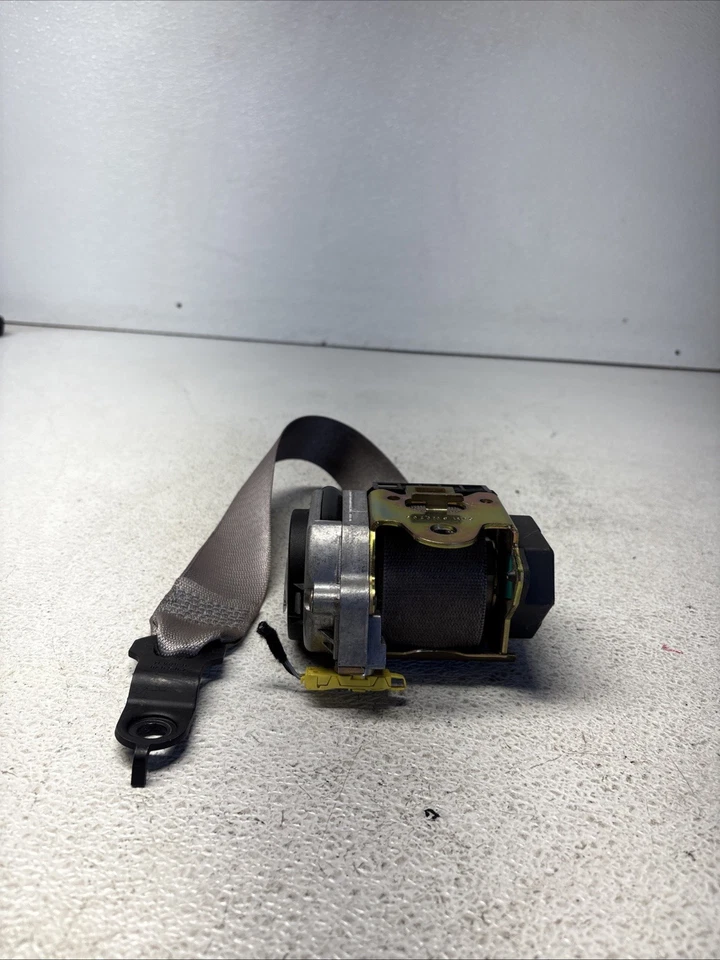 03-06 Cinturón de seguridad delantero izquierdo lado conductor mercedes w211 e500 e55 cls500 negro fabricante de equipos originales Foto 2 de 4